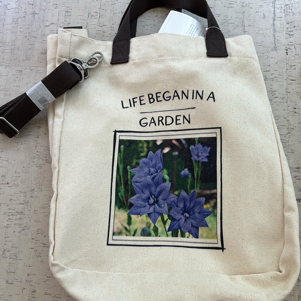 NEW Thirty-one Market Crossbody, Life Began in a Garden